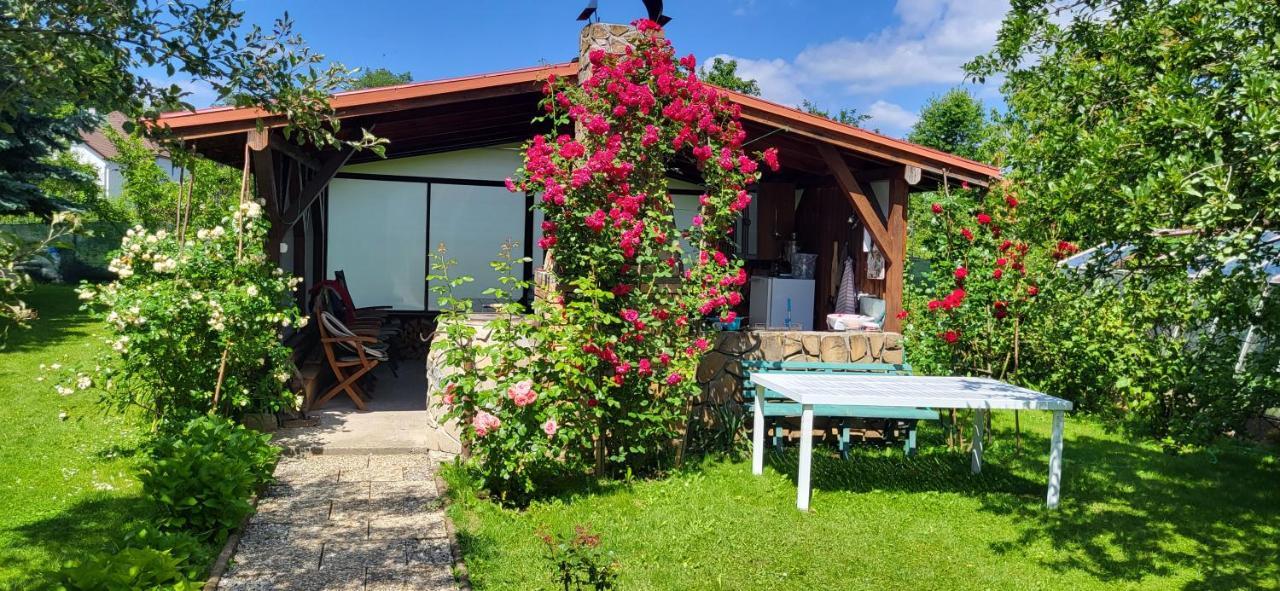 Privat Nika Hotell Závažná Poruba Eksteriør bilde